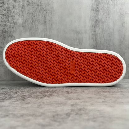 Hermes Free "Black-White-Blue"