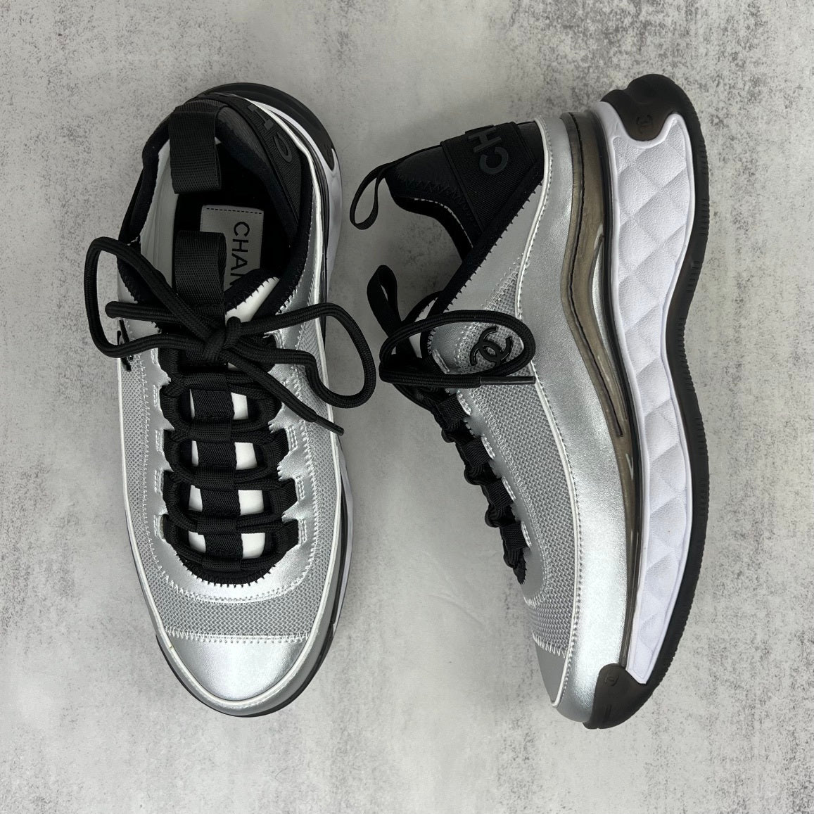 Chanel 22B "Silver-Grey"