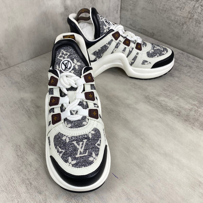 Louis Vuitton Arklight "White-Black Denim"