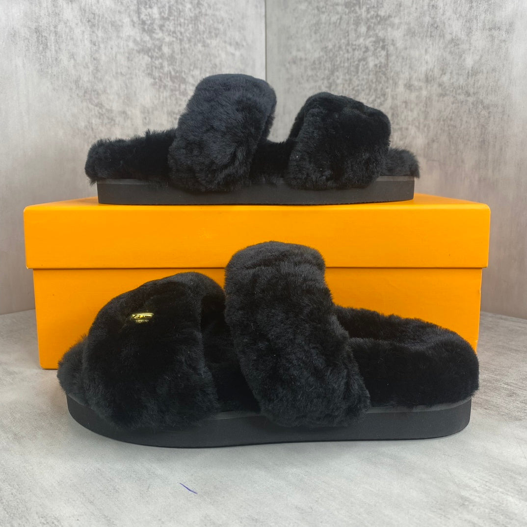 Louis Vuitton Sunset Comfort Nude Shearling Flat Mules "Black"