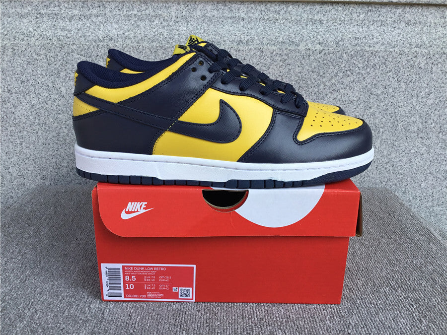 Nike Dunk Low "Michigan"