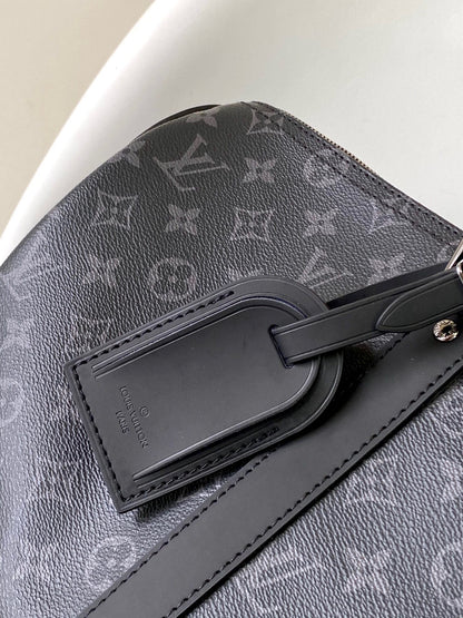 Louis Vuitton Keepall Bandoulière 55 Duffel Bag