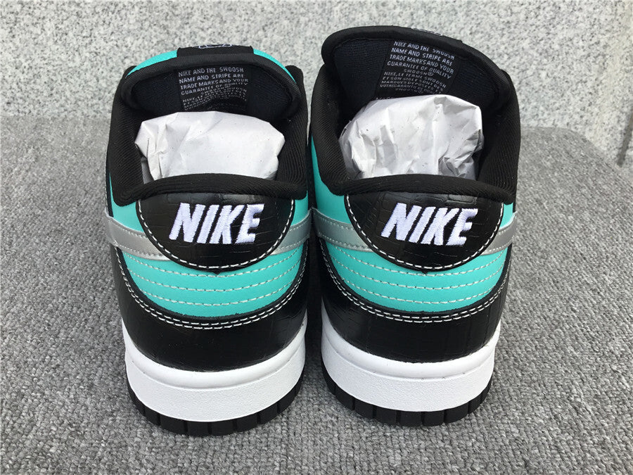 Nike Diamond Supply Co. x Dunk Low Pro SB "Tiffany"