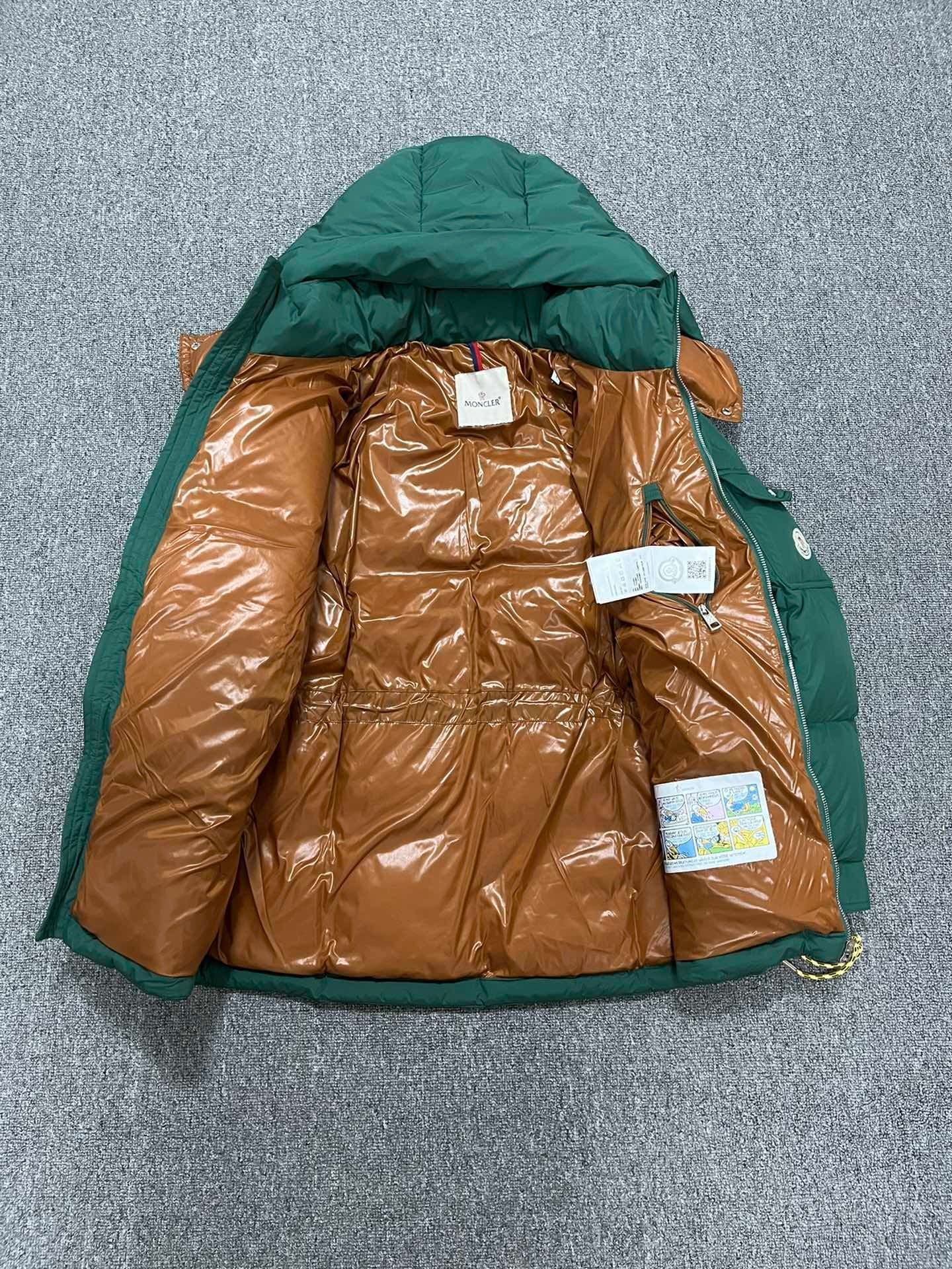 Moncler Mariveles Down Jacket "Green"