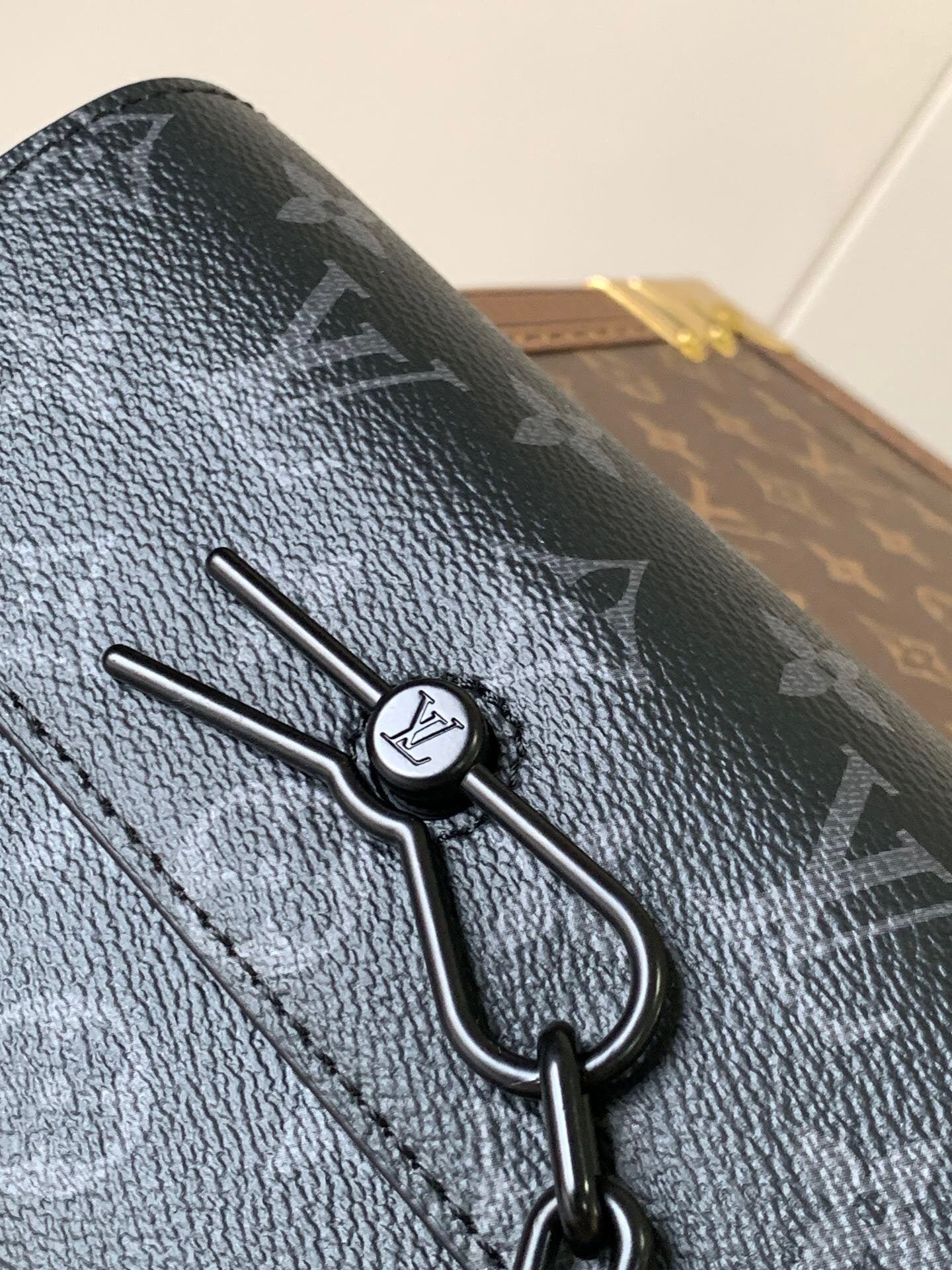 Louis Vuitton Steamer Wearable Wallet