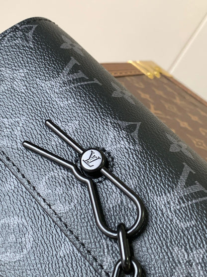 Louis Vuitton Steamer Wearable Wallet