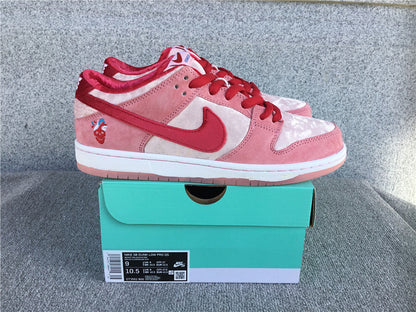 Nike Dunk Low Pro SB "Strange Love"