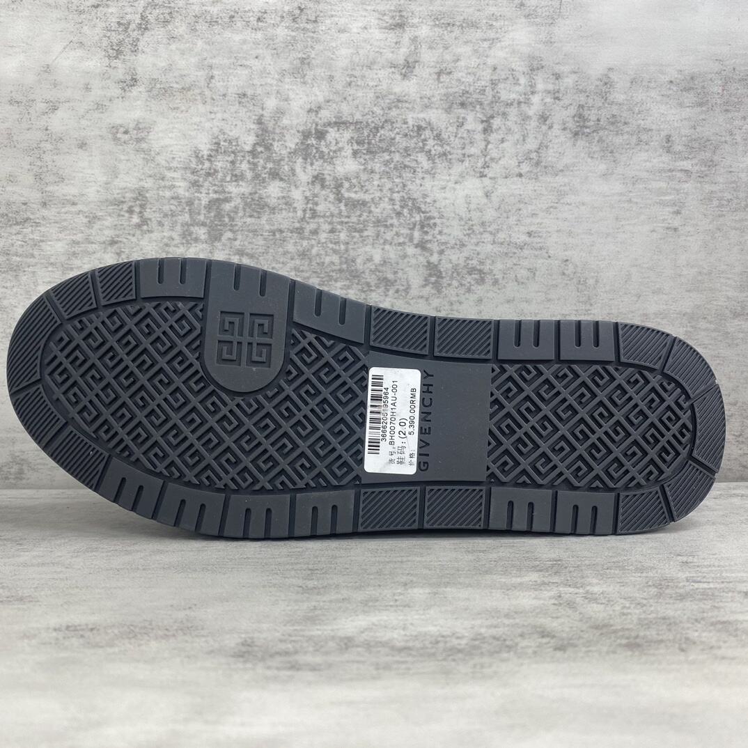 Givenchy Low-Top G4 "Black-White Logo"