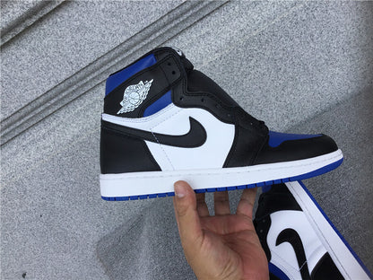 Air Jordan 1 Retro High OG "Royal Toe"