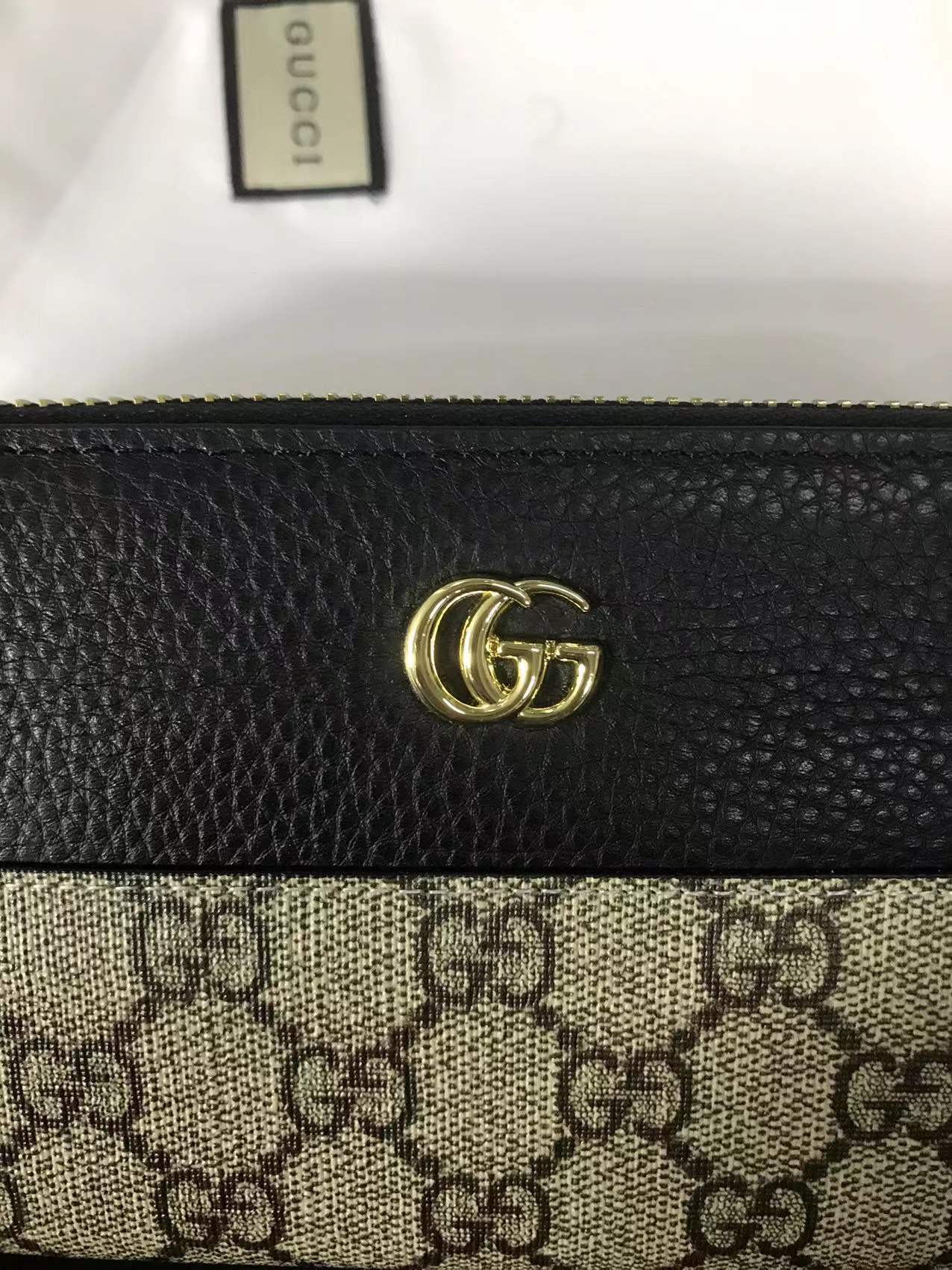Gucci Bi-colour GG Marmont Zip Around Wallet