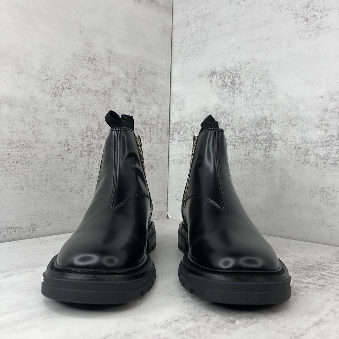 Dior Explorer Chelsea Boots "Black-Beige"