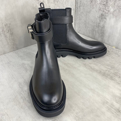 Givenchy Leather Chelsea Boots Ankle-Lock