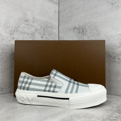 Burberry Slip-On "Grey"