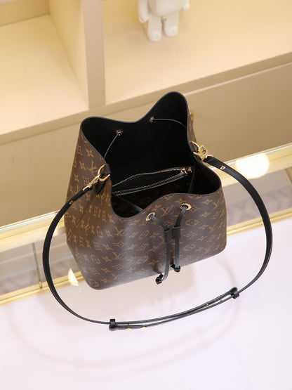 Louis Vuitton NéoNoé MM
