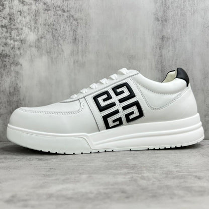 Givenchy Low-Top G4 "White-Black"