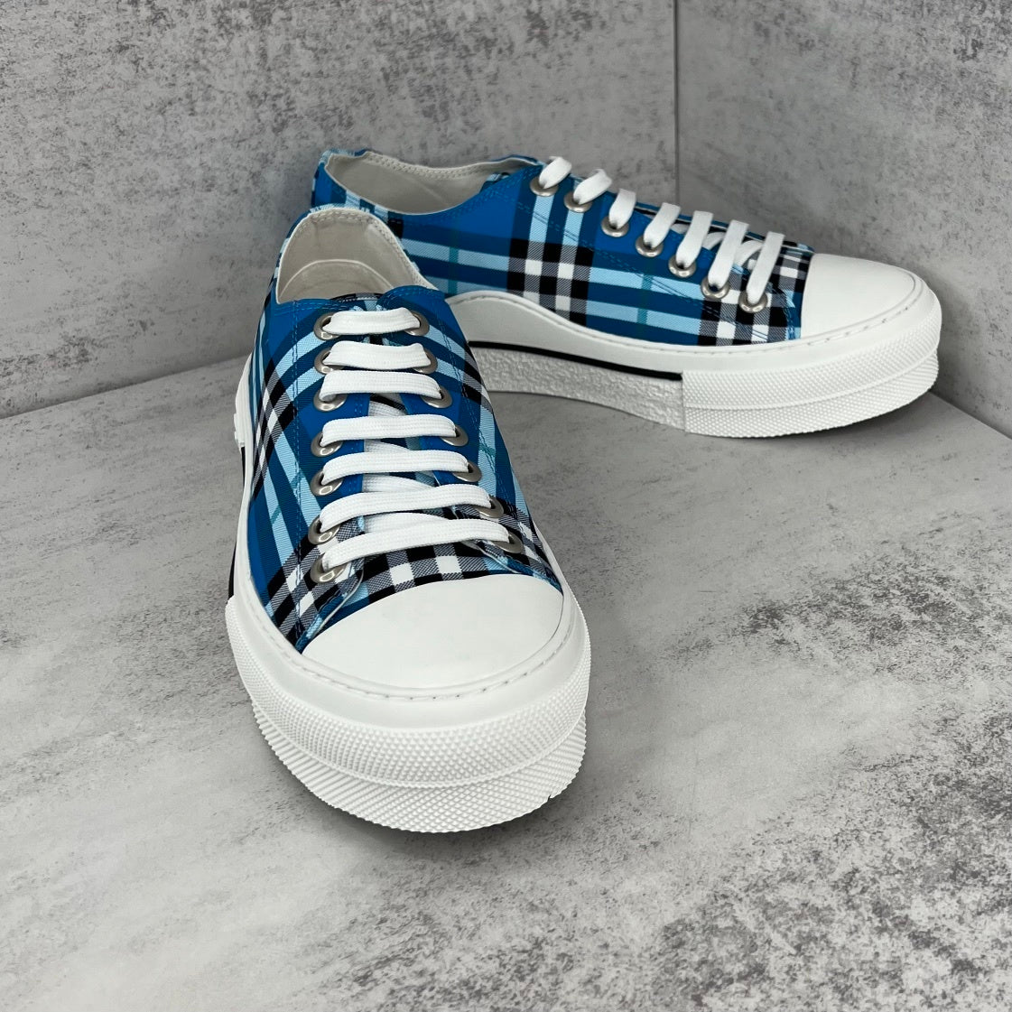 Burberry Gabardine "Blue"