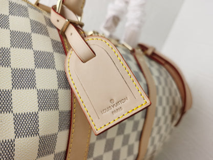 Louis Vuitton Keepall Bandoulière 50