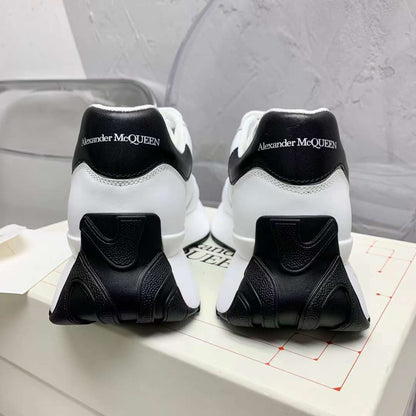 Alexander McQueen Sprint Runner "White-Black"