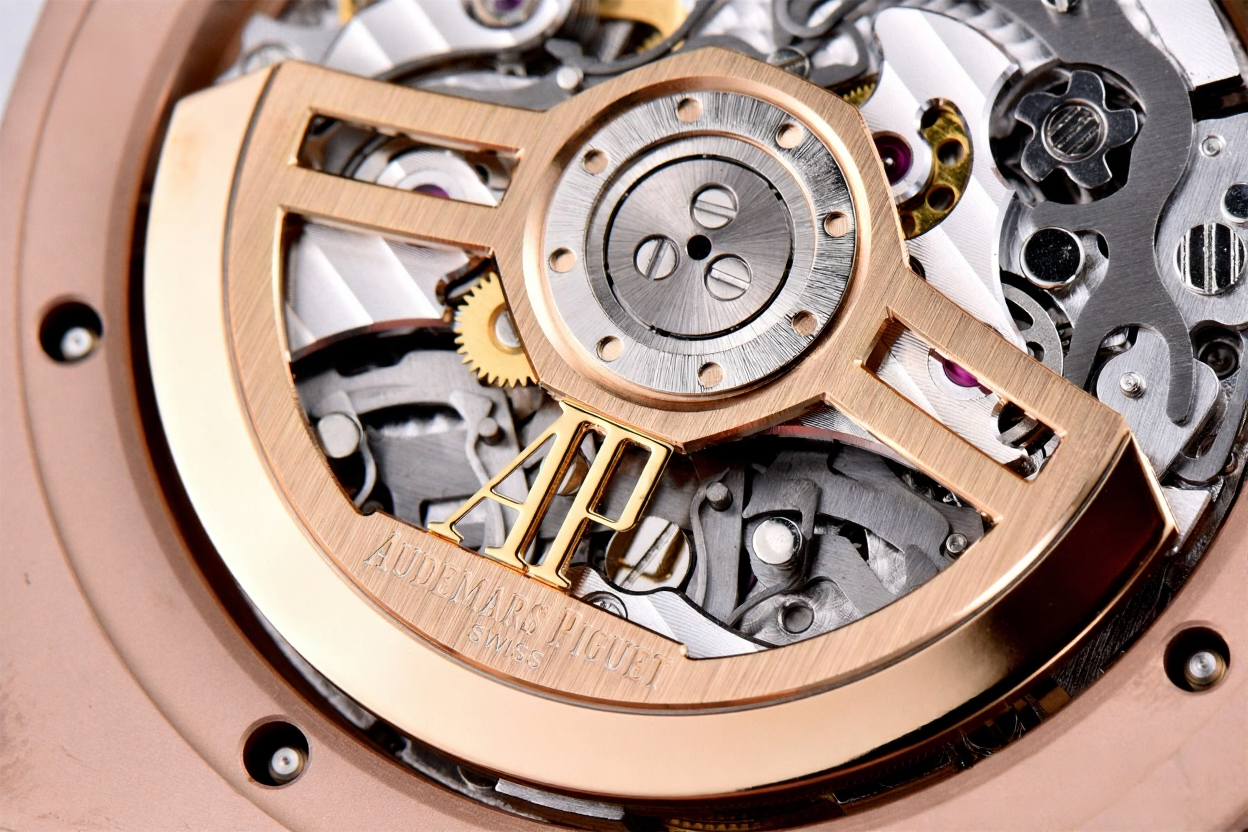 Audemars Piguet Royal Oak Chrono 41mm Rose Gold White Dial