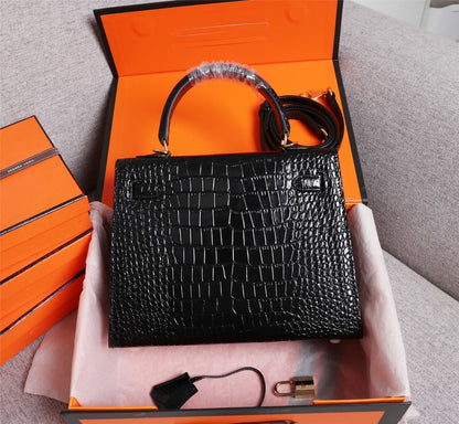 Hermès Aligator Leather Mini Kelly 25