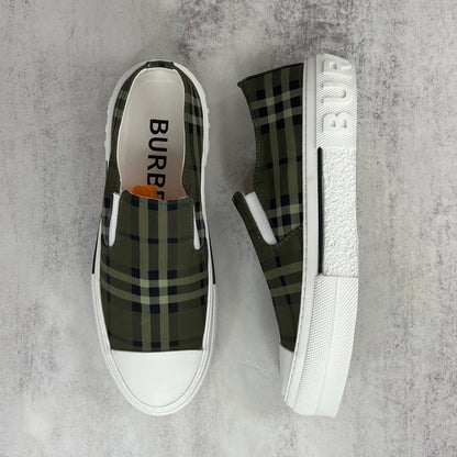 Burberry Slip-On "Green"