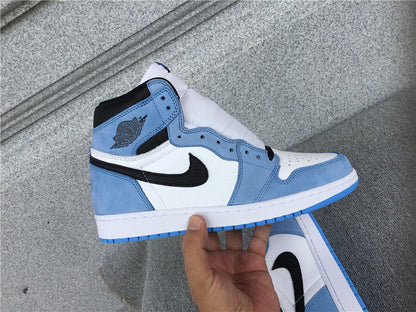 Jordan 1 Retro High OG "University Blue"