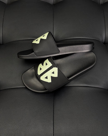 Balenciaga Pool Slide "Black"