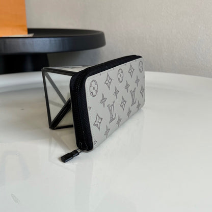 Louis Vuitton Zippy Wallet "Shadow Leather"