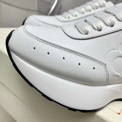 Alexander McQueen Sprint Runner "White-Black"