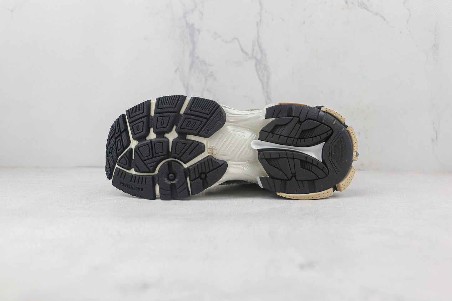 Balenciaga Runner "Beige"