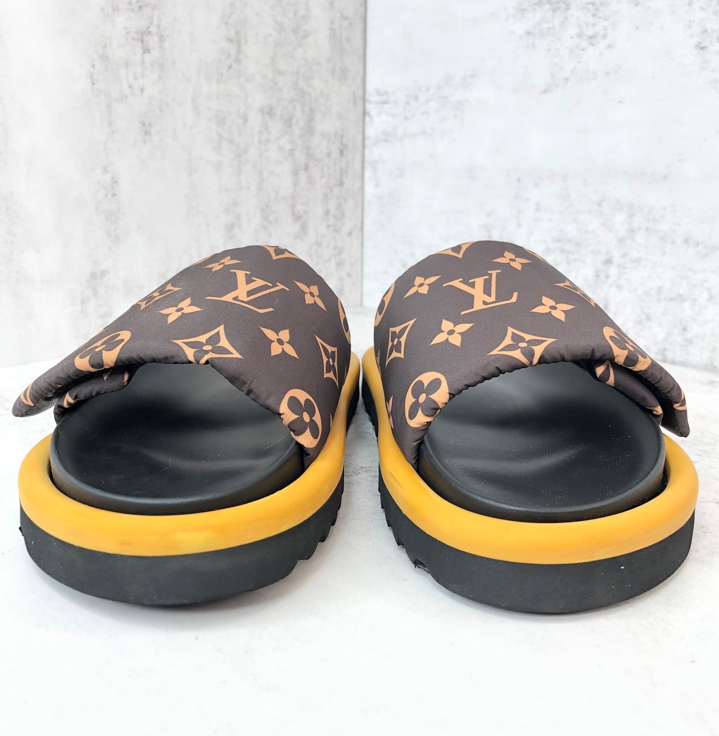 Louis Vuitton Slides "Black-Orange"
