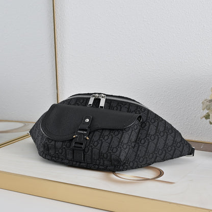 Dior Saddle Belt Bag "Dior Oblique Jacquard in Black and Grained Calfskin in Black"
