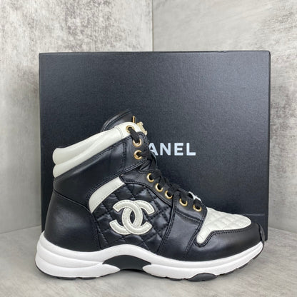 Chanel Interlocking CC Hgh-Top "Black-White"