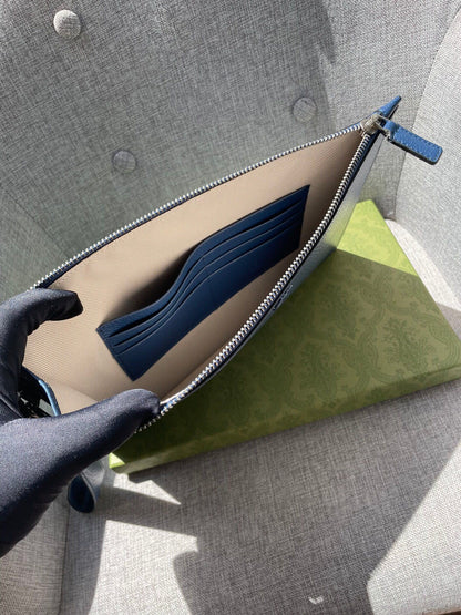 Gucci Leather GG Marmont Pouch