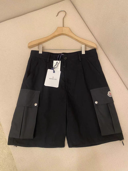 Moncler Cargo Shorts "Black"