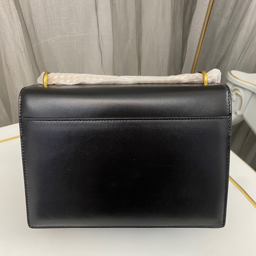 Saint Laurent Sunset Medium in Smooth Leather