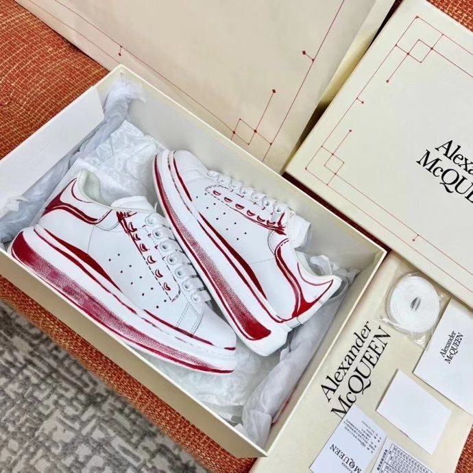 Alexander McQueen Oversized "Stamped-White-Lust Red"
