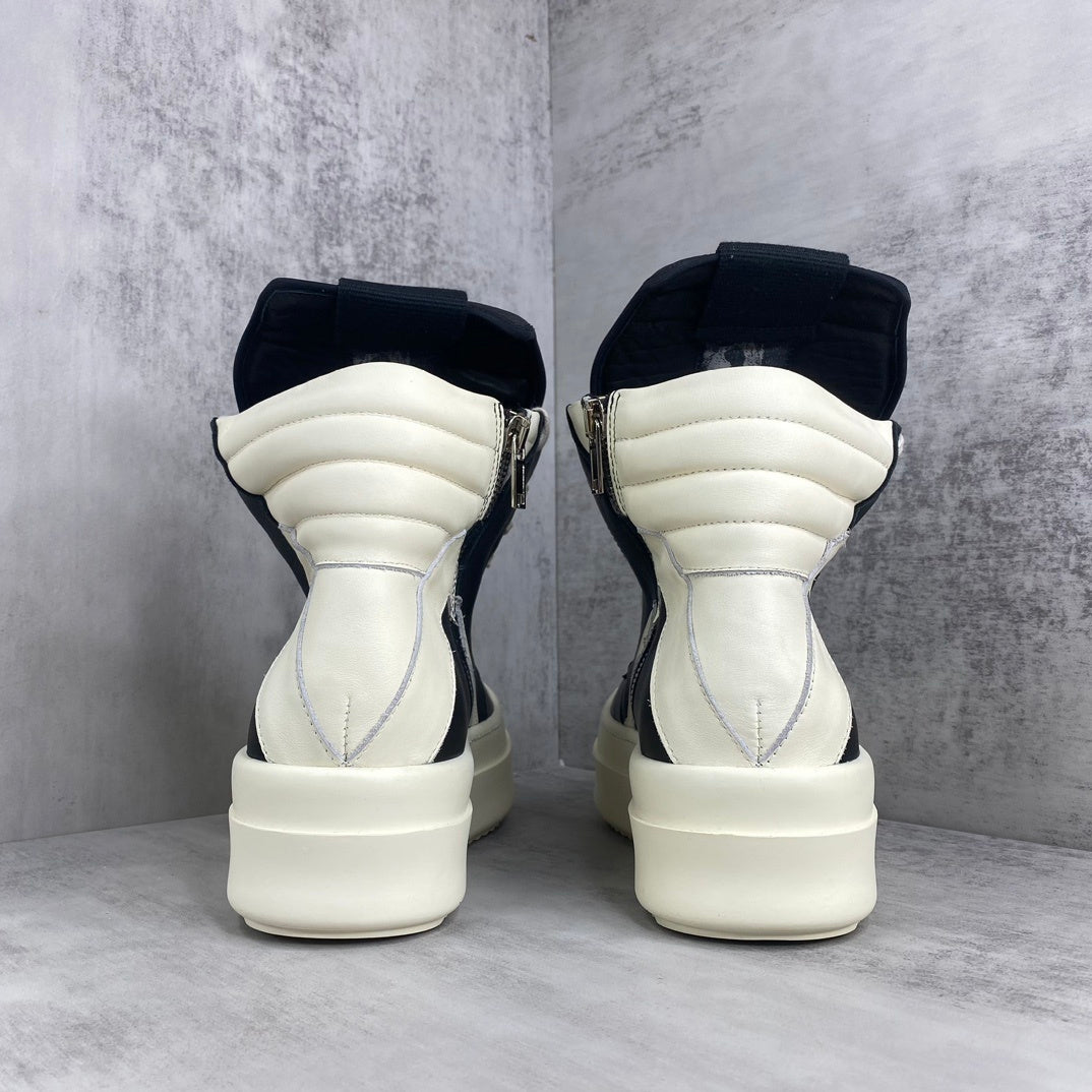 Rick Owens Mega Bumper "Black-White"