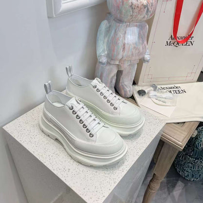 Alexander McQueen Tread Slick Leather Low "White"