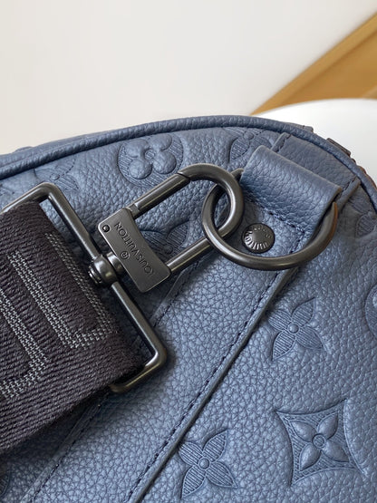 Louis Vuitton Keepall Bandoulière 50