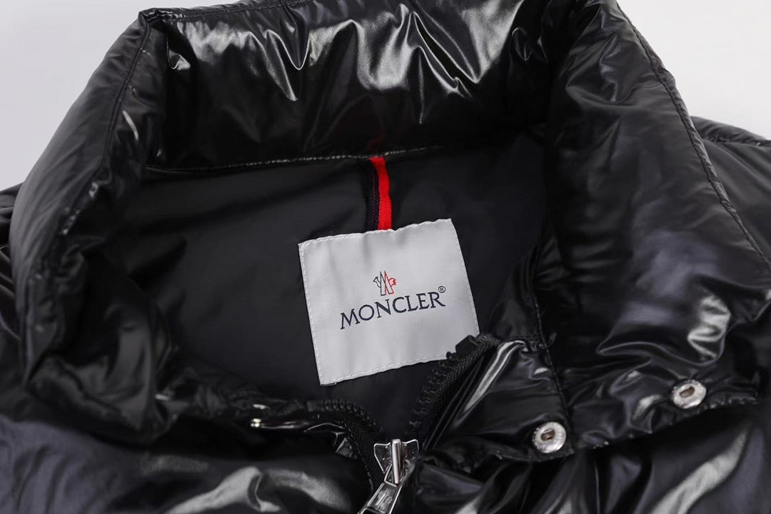 Moncler Aynard Down Jacket "Black"
