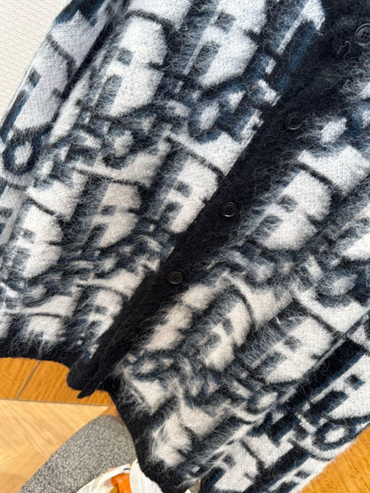 Dior Oblique Brushed Wool Jacquard Cardigan "Black-White"