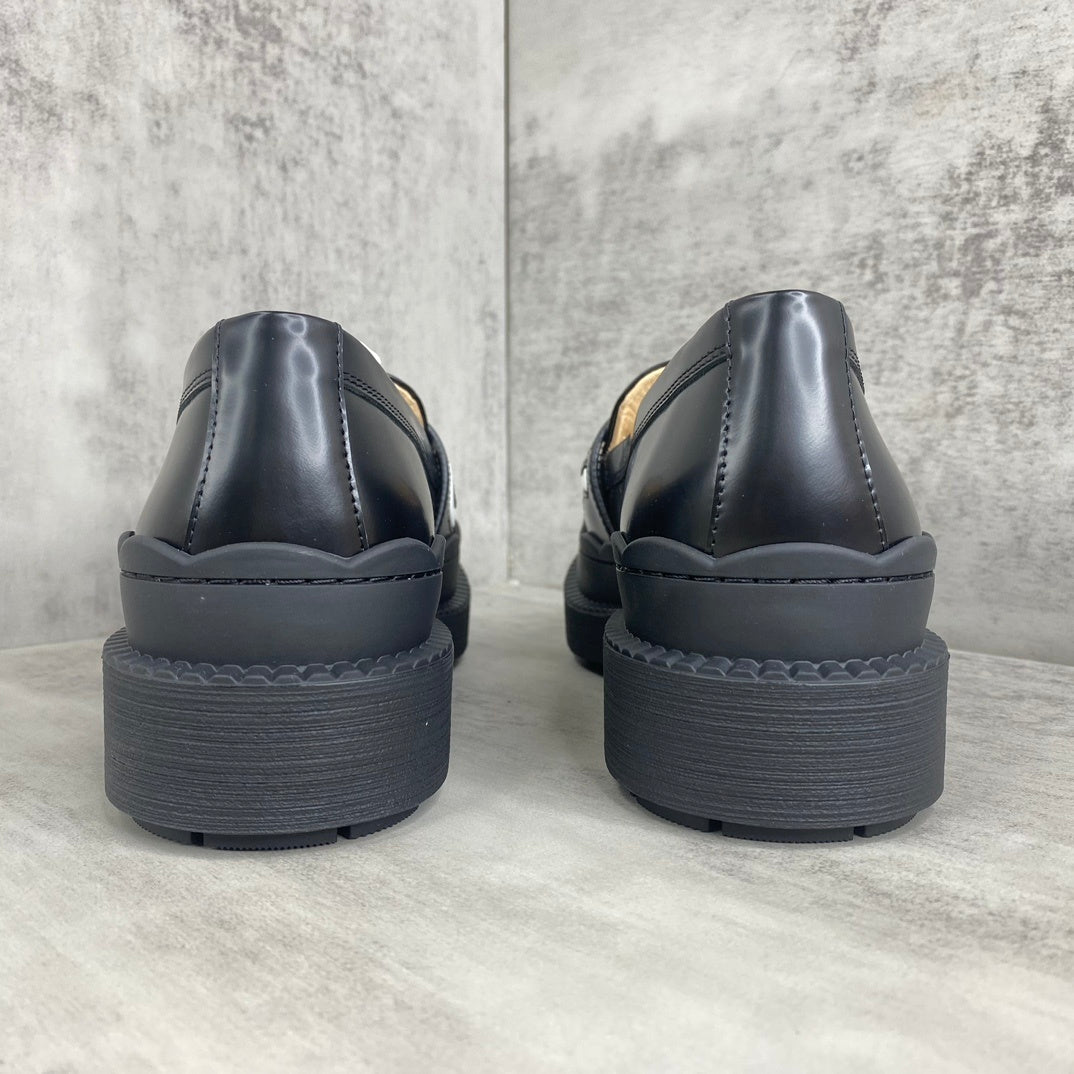 Gucci Leather Loafers "Black"