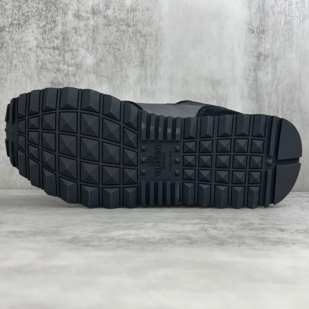 Valentino Garavani V-Logo "Black-Dark Grey"