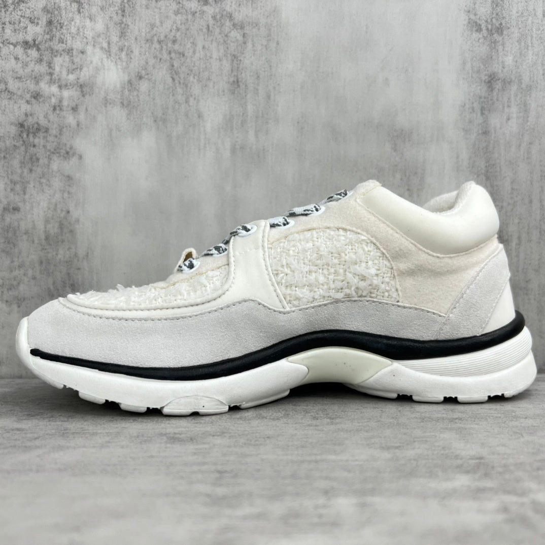 Chanel 22A "White-Grey-Black"