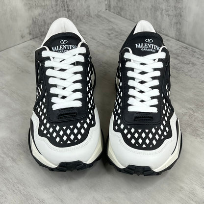 Valentino Garavani Netrunner "White-Black"