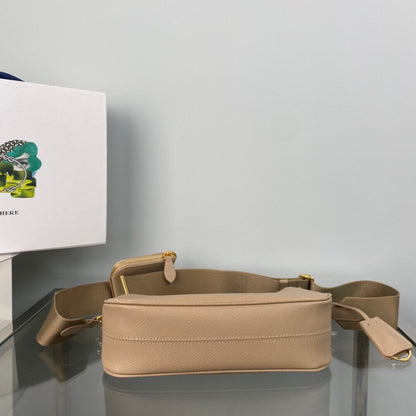 Prada Re-Edition 2005 Saffiano Leather Bag