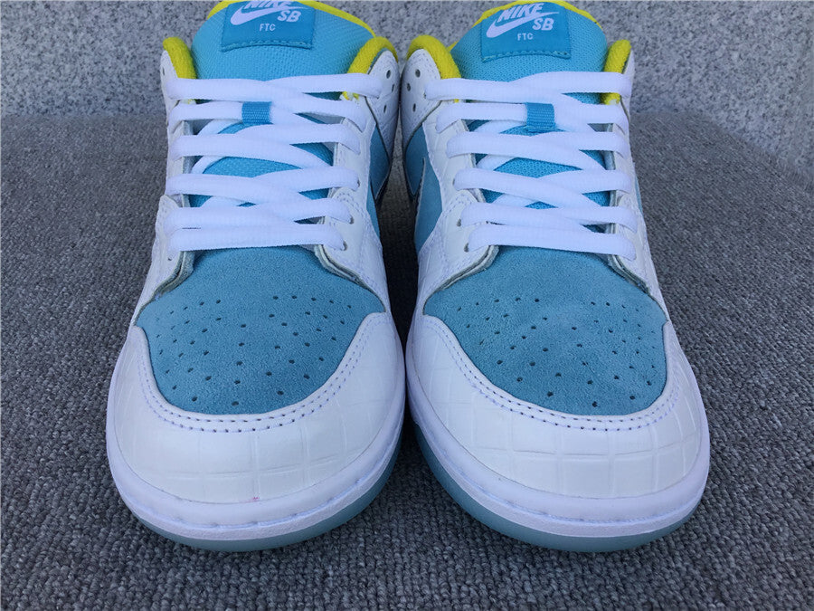 Nike SB Dunk Low "FTC Lagoon Pulse"