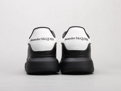 Alexander McQueen Oversized "Black-White"