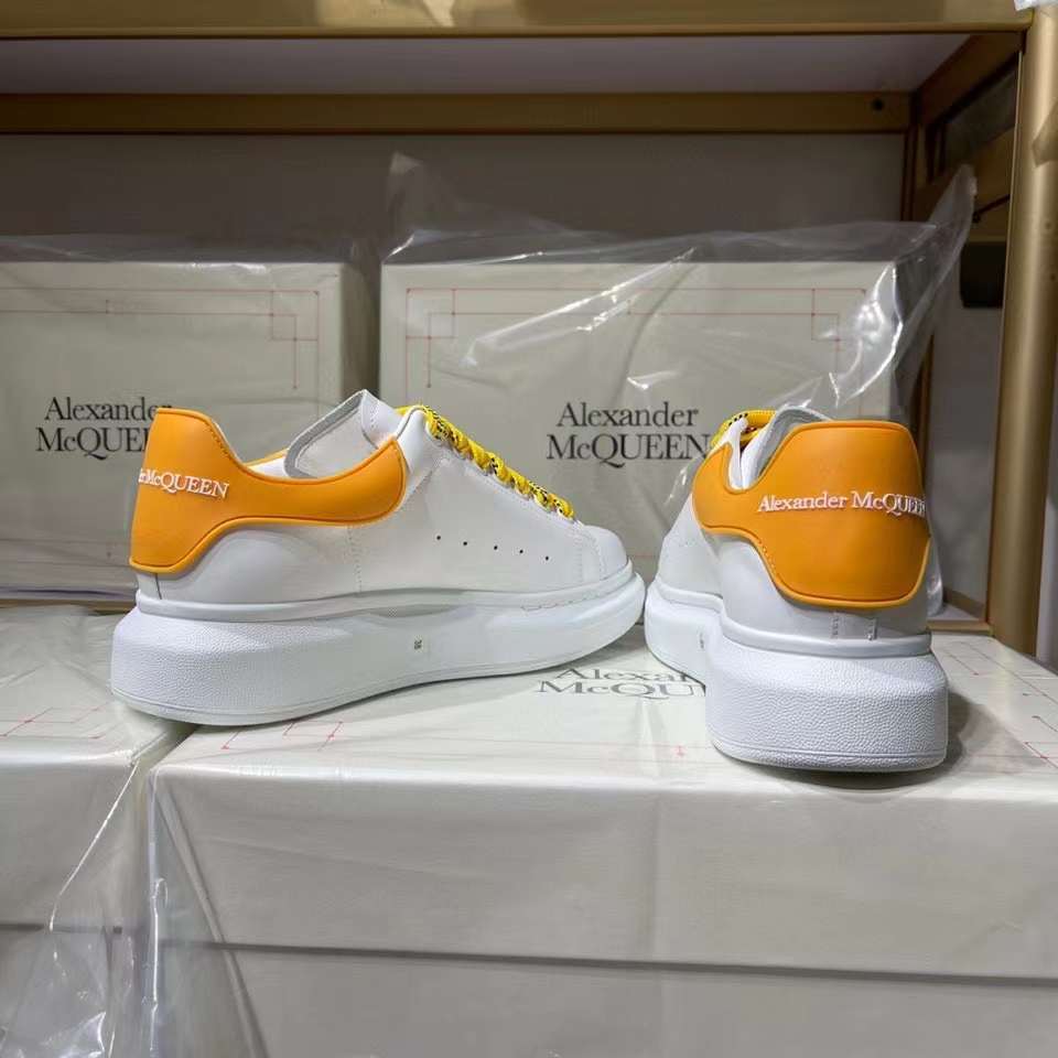 Alexander McQueen Oversized "White-Mimosa"